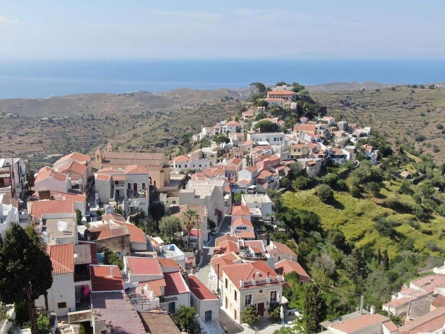 Στη Μεσσάδα... Sti Messada... Villa Ioulis Exterior photo